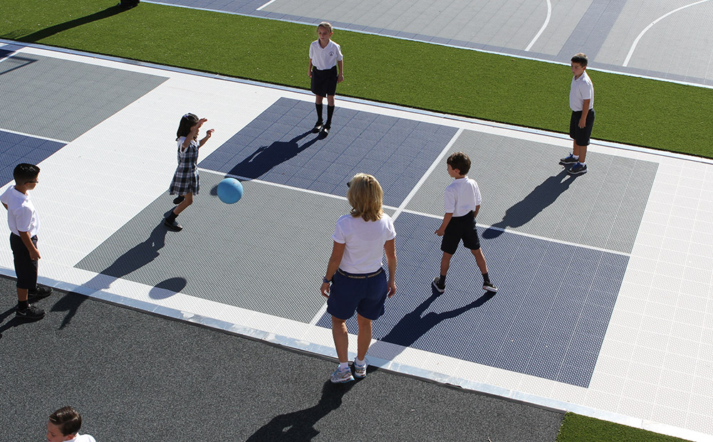 4-square court on playground
