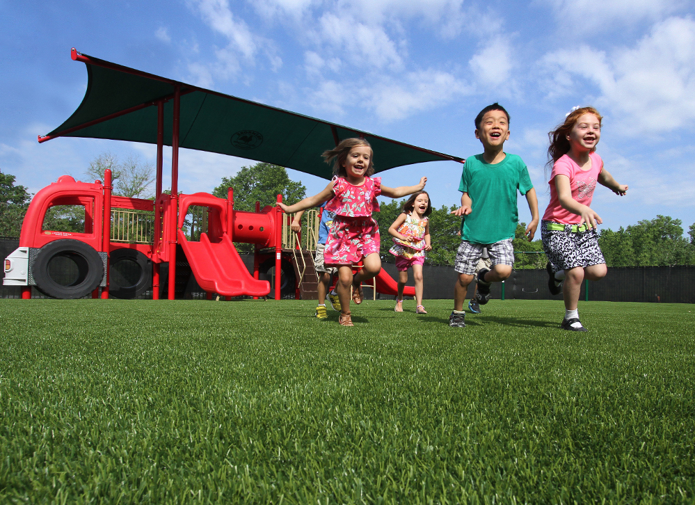 Synthic Turf & Grass for Playgrounds