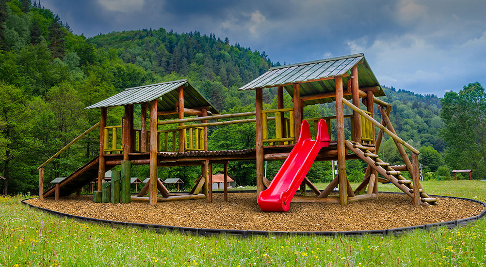 wood chips playground